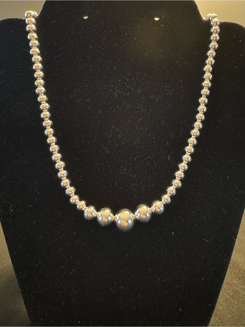 Sterling Silver Graduated Bead Necklace 925 Polished Sphere Necklace 21.87g